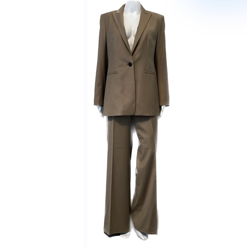 Ann Taylor Women’s Suit Set Two Piece Set Size 8 Tan Wool